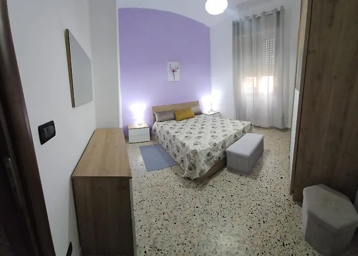 Apartamento Monolocale E Bilocale Centro Rc *
