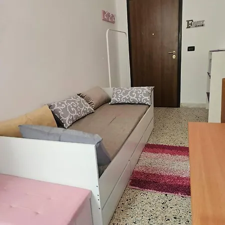 Monolocale E Bilocale Centro Rc Реджо-ди-Калабрия